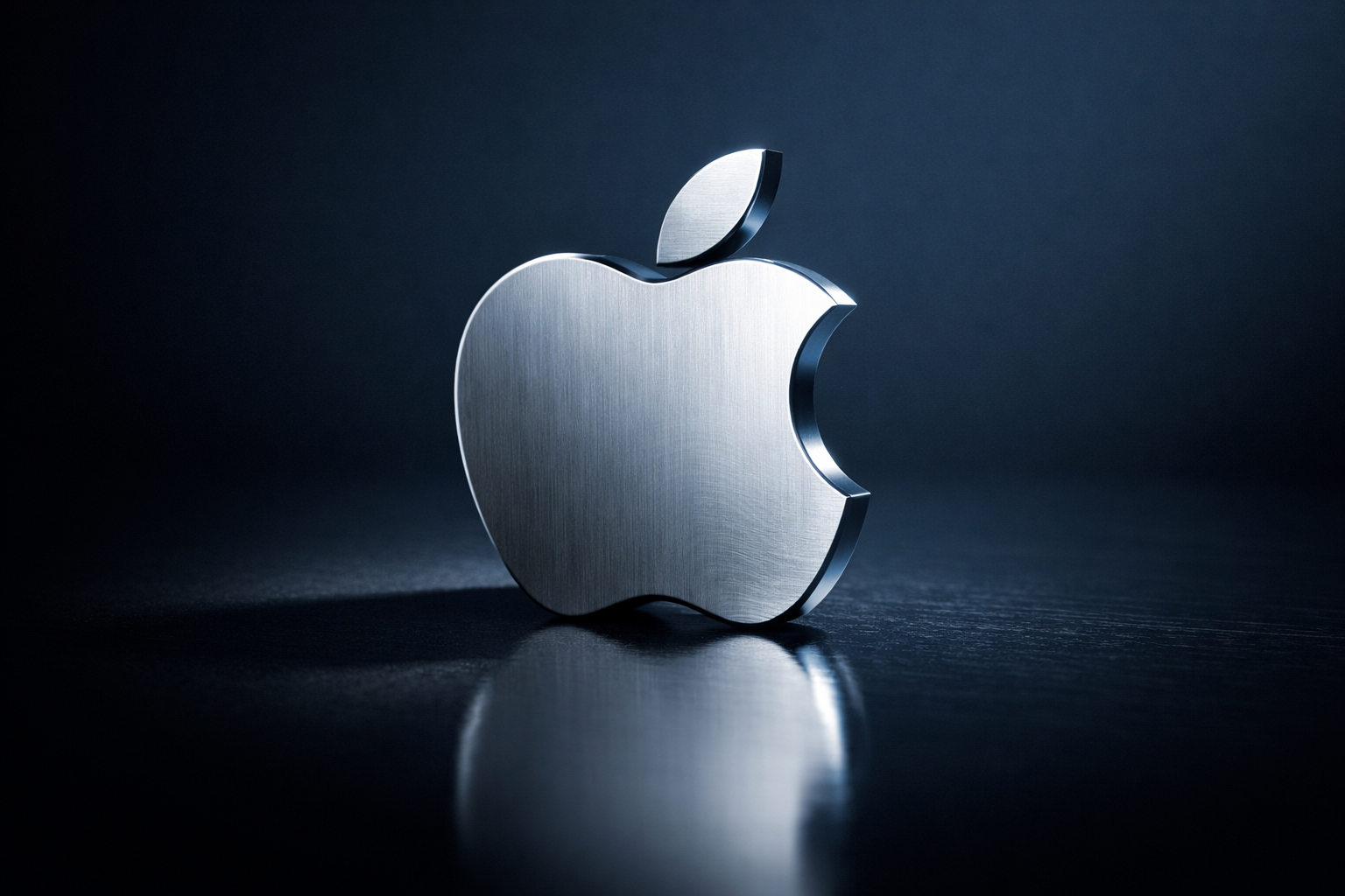 Ternus Becomes Apple CEO as OpenAI Fight Escalates